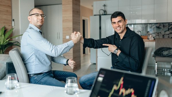 Fostering innovation: essential tactics for uk tech startups to build a vibrant creative ecosystem